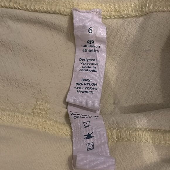 Lululemon Wunder Under Diamond Dot Tight (Burning Yellow or Mellow Lemon) - Picture 3 of 7